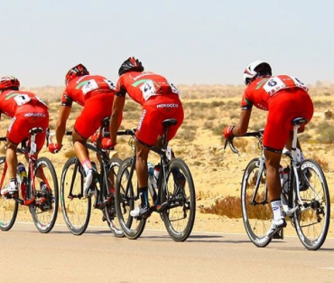 Les cyclistes célèbrent la Marche Verte avec deux grands événements