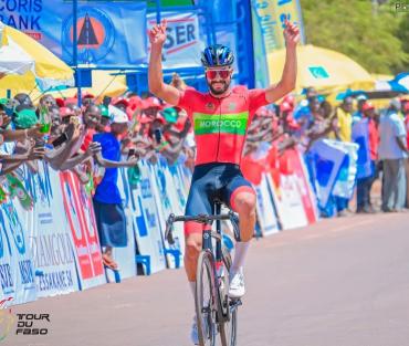 طواف بوركينا فاسو للدراجات 2025: الدراج المغربي إدريس علواني يفوز بالمرحلة الأولى