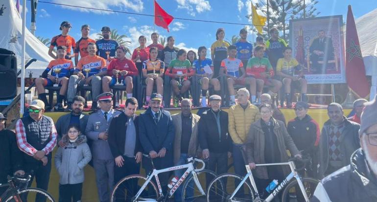 صلاح الدين لمراوني يفوز بالجائزة الكبرى المنصورية