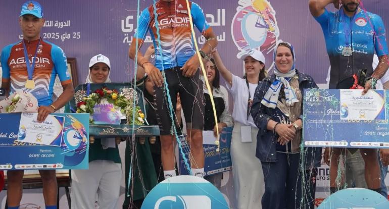 نصر الدين معتوكي بطلا للنسخة التاسعة من الجائزة الوطنية الكبرى سطات لسباق الدراجات
